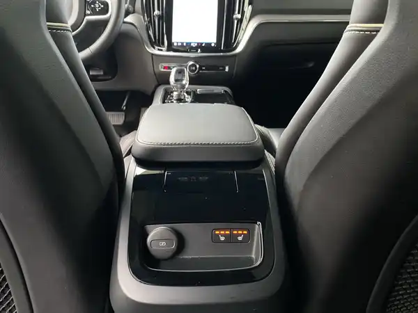 VOLVO V60 (22/22)
