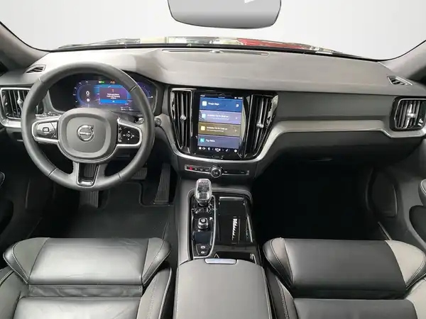 VOLVO V60 (8/22)