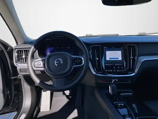 VOLVO V60 (11/17)