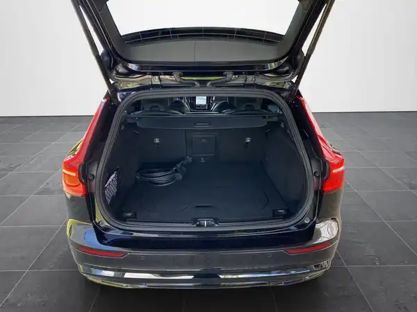 VOLVO V60 (14/22)