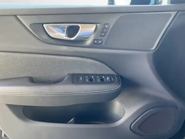 VOLVO V60 (17/22)