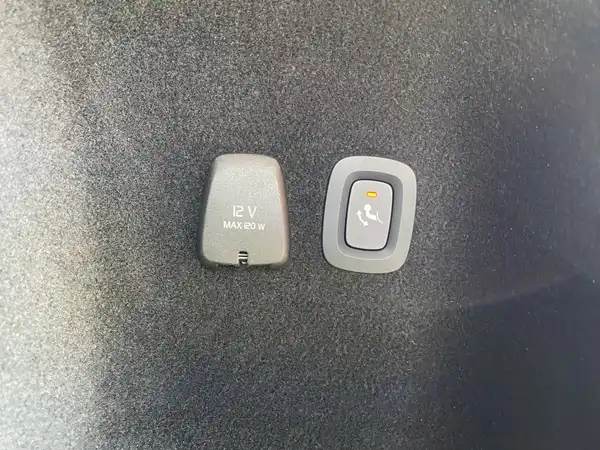 VOLVO V60 (21/22)