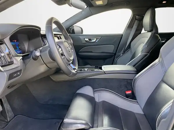 VOLVO V60 (7/22)