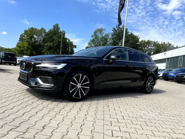 VOLVO V60 (1/21)