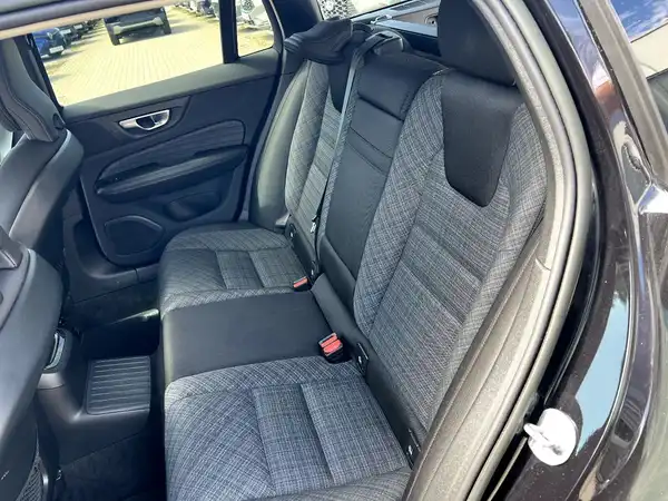 VOLVO V60 (15/21)