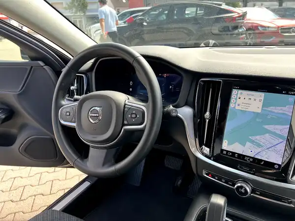 VOLVO V60 (20/21)