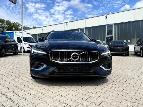 VOLVO V60 (5/21)