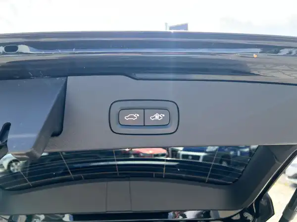 VOLVO V60 (8/21)
