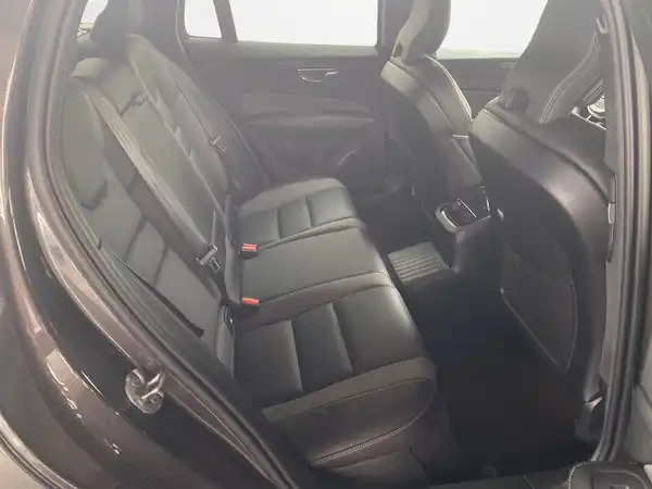 VOLVO V60 (13/21)