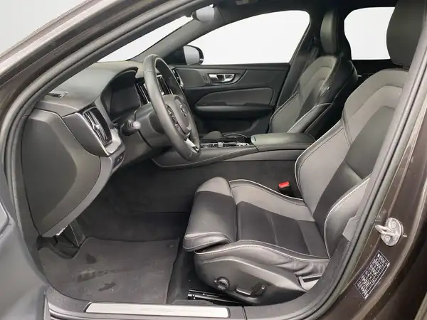 VOLVO V60 (7/21)