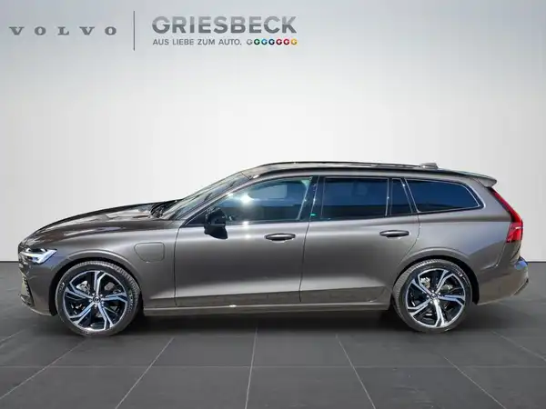 VOLVO V60 (2/22)