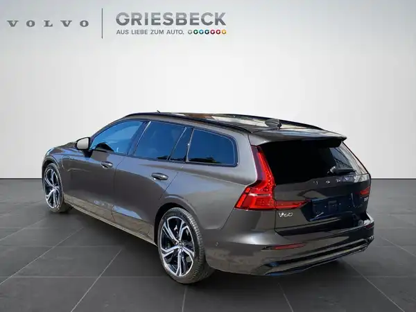 VOLVO V60 (3/22)