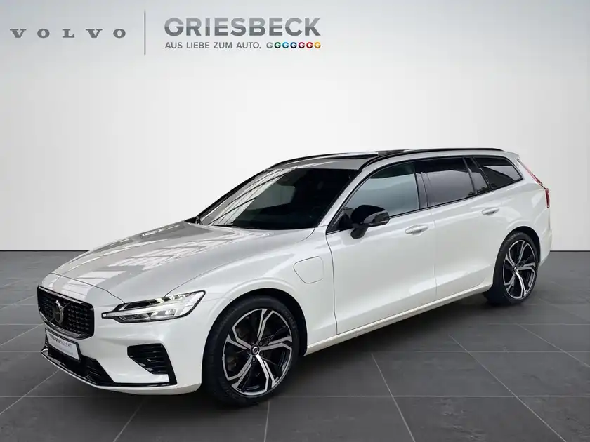 VOLVO V60 (1/30)