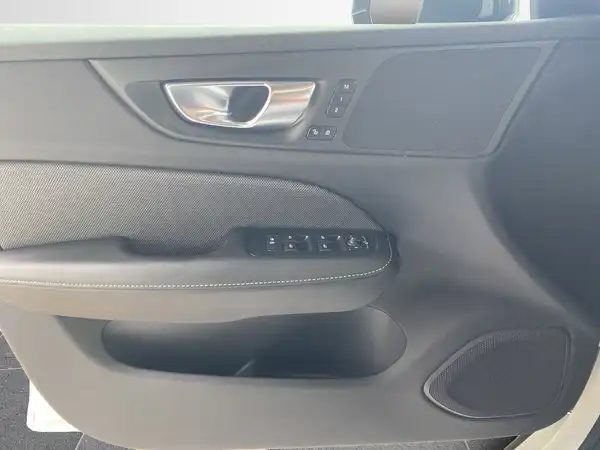 VOLVO V60 (17/30)