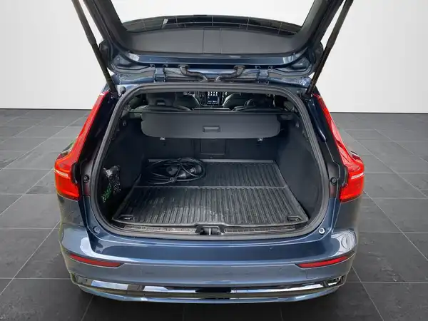 VOLVO V60 (14/20)