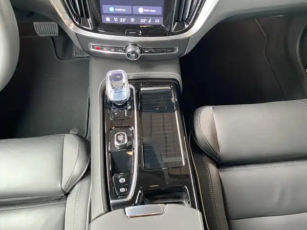 VOLVO V60 (9/20)