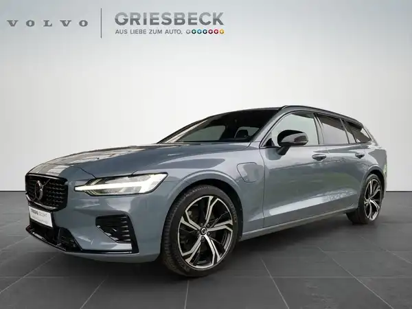 VOLVO V60 (1/18)