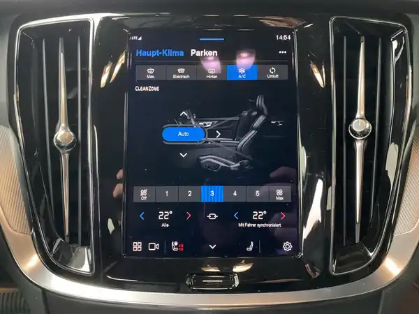 VOLVO V60 (12/18)