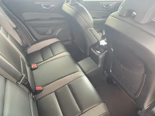 VOLVO V60 (13/22)