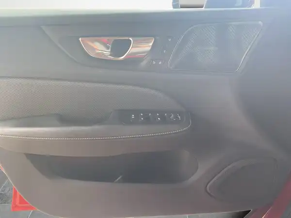 VOLVO V60 (17/22)