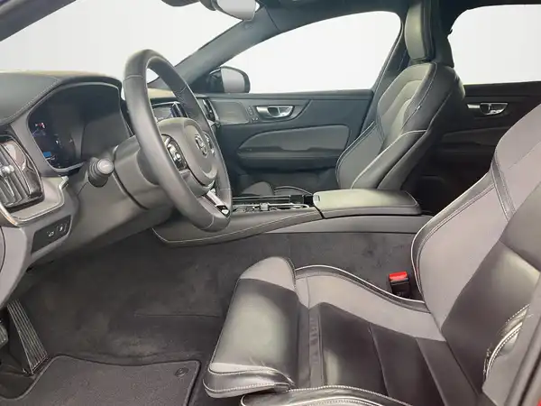 VOLVO V60 (7/22)