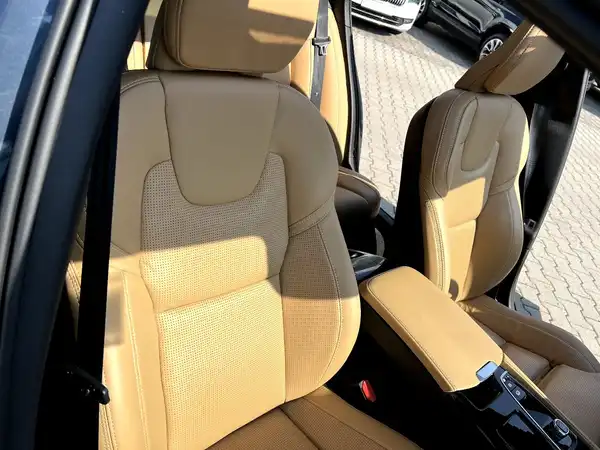 VOLVO V60 (24/29)