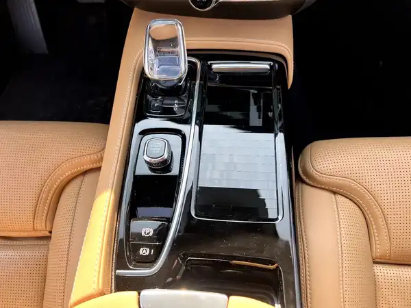 VOLVO V60 (25/29)
