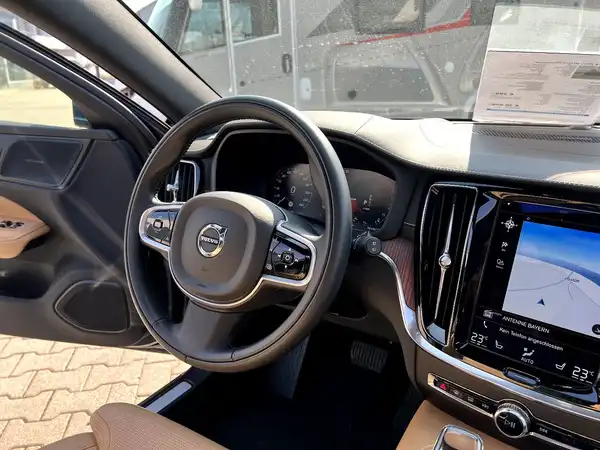 VOLVO V60 (28/29)