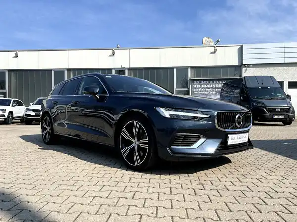 VOLVO V60 (5/29)