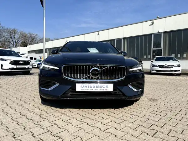 VOLVO V60 (6/29)