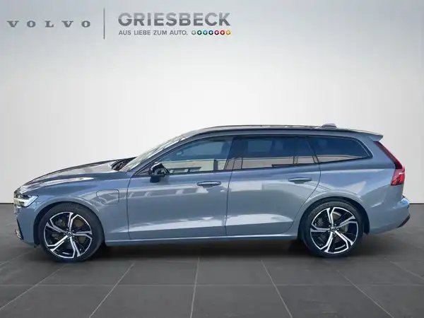 VOLVO V60 (2/19)