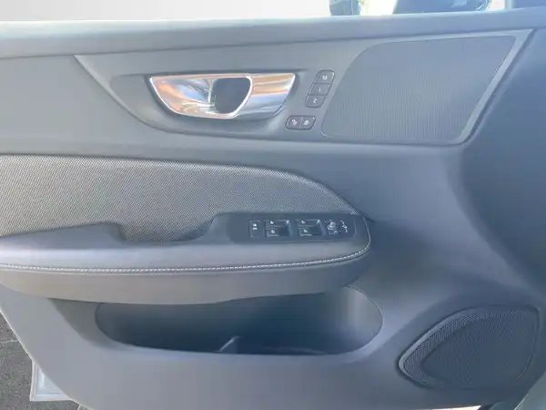 VOLVO V60 (17/19)
