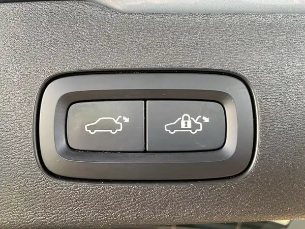 VOLVO V60 (19/19)