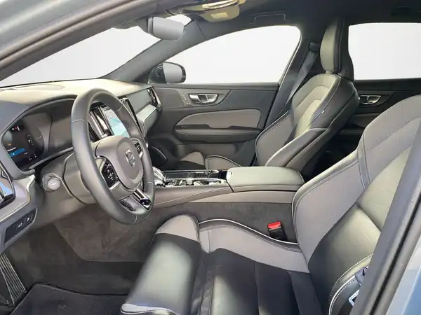 VOLVO V60 (7/19)
