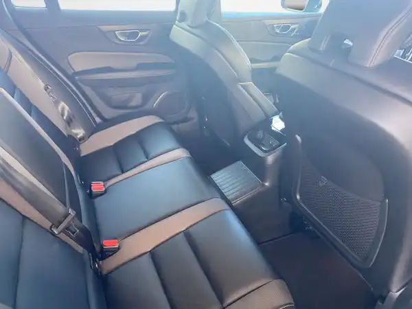 VOLVO V60 (13/22)