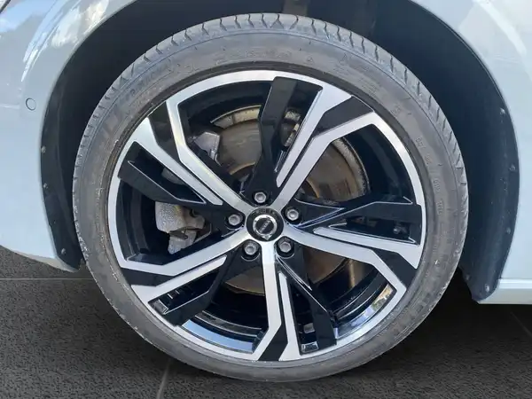 VOLVO V60 (15/22)
