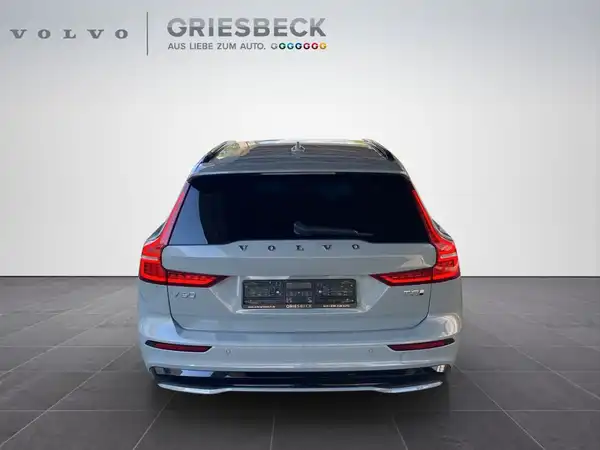 VOLVO V60 (4/22)