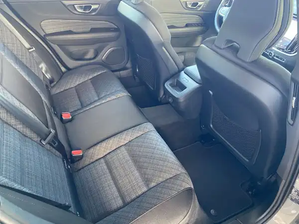 VOLVO V60 (13/20)