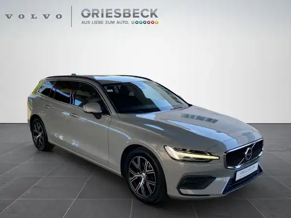 VOLVO V60 (6/20)