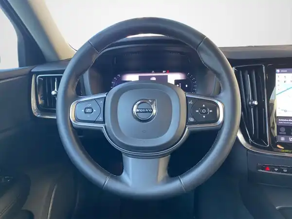 VOLVO V60 (10/20)