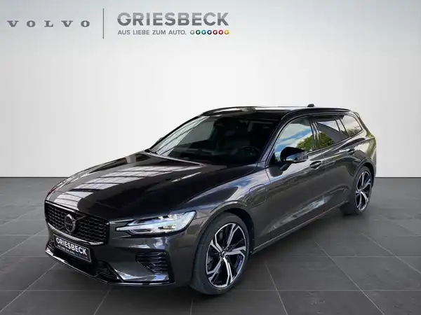 VOLVO V60 (1/23)