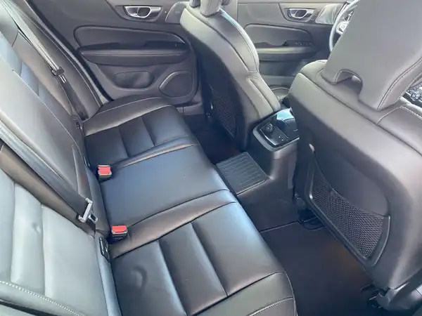 VOLVO V60 (13/23)
