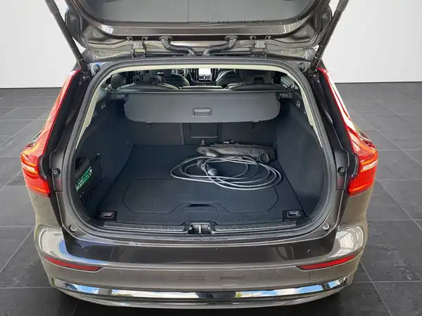 VOLVO V60 (14/23)