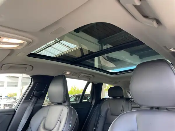VOLVO V60 (21/23)