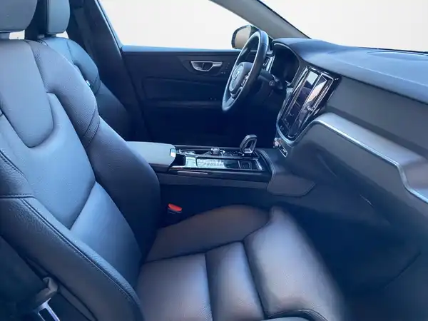 VOLVO V60 (13/22)
