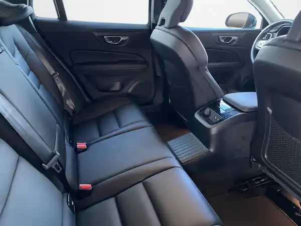 VOLVO V60 (14/22)