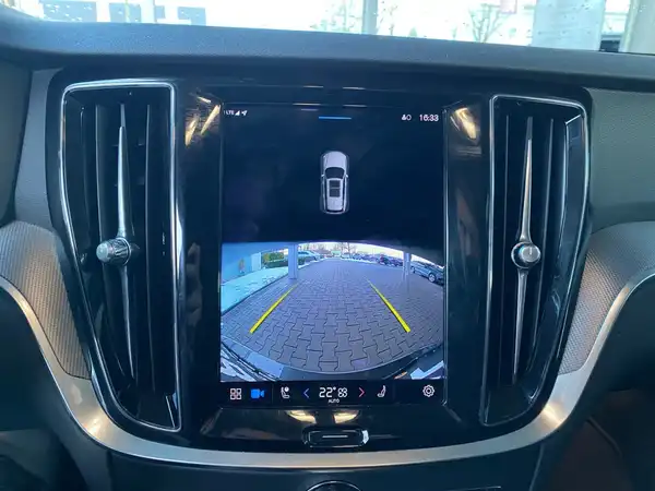VOLVO V60 (20/22)
