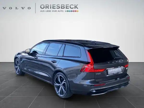 VOLVO V60 (4/22)