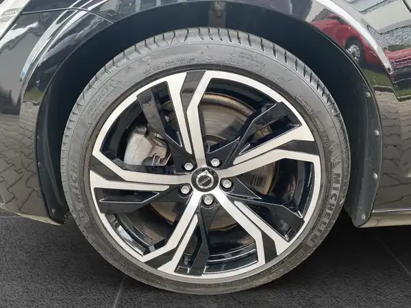 VOLVO V60 (15/21)
