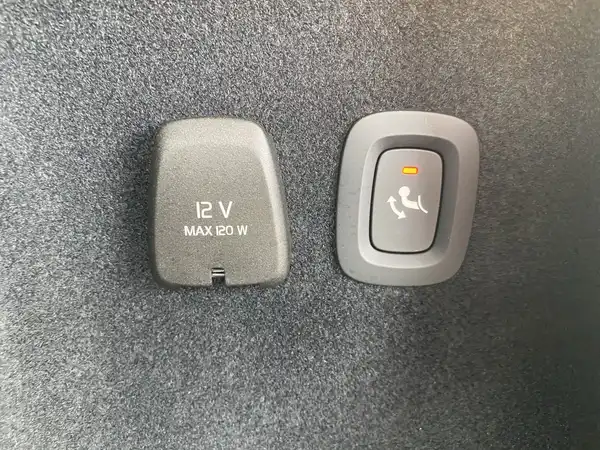 VOLVO V60 (20/21)